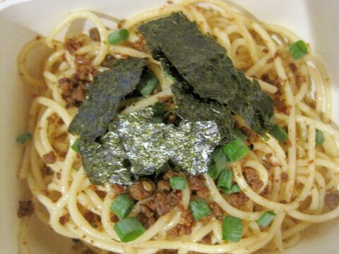 甘辛そぼろの和風パスタ